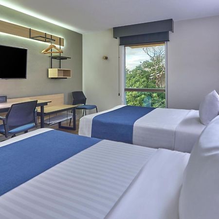 City Express By Marriott פלאייה דל כרמן מראה חיצוני תמונה
